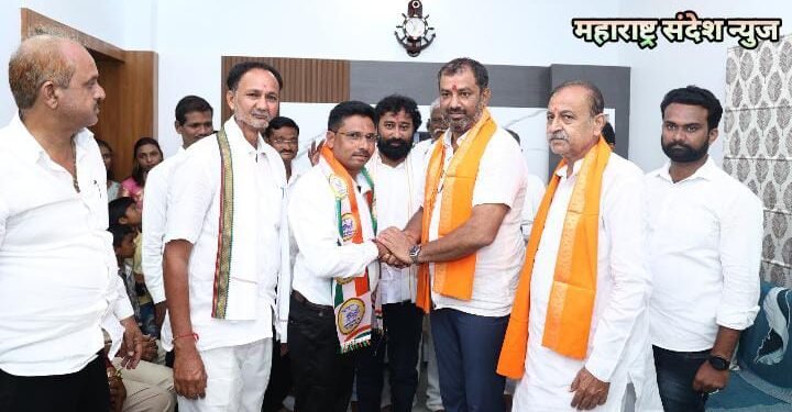 सक्षम महिला नागरी बँकेचे व्यवस्थापक अनिल बुराडे यांच्या राष्ट्रवादी काँग्रेस पक्षात पक्ष प्रवेश.