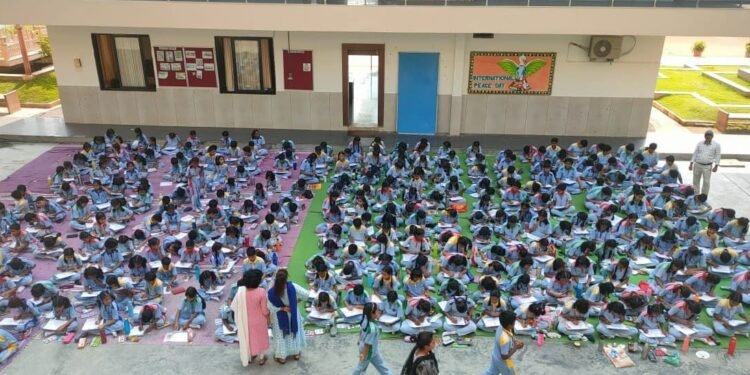 सारस्वत सेंट्रल पब्लिक स्कूल अजनी, सावनेर तर्फे राज्यस्तरीय चित्रकला स्पर्धेचे आयोजन संपन्न.