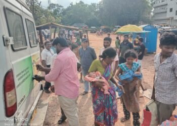 *माजी जिल्हा परिषद अध्यक्षा  भाग्यश्रीताई आत्राम ठरल्या चिमूकल्यांसाठी देवदूत  तात्काळ केली रुग्णवाहीकेची व्यवस्था