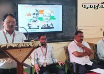 भारत विद्यालय हिंगणघाट येथे महात्मा गांधी व लालबहादूर शास्त्री यांची जयंती साजरी.