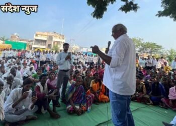 गोंडपिपरी तालुका विकासात अग्रेसर करेल: ॲड. वामनराव चटप हजारोंच्या उपस्थितीत जनआक्रोश मोर्चा.