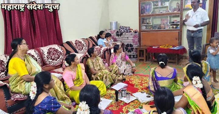 चंद्रपूर येथील एकता भजन मंडळाच्या महिलांची विविध विषयांवर राजुरा येथे भजनाद्वारे जनजागृती.