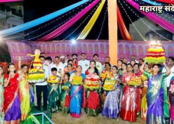 बल्लारपूर शहरात तेलगूवारी फाऊंडेशनचा “बतुकम्मा संबुरालू” उत्साहात साजरे.