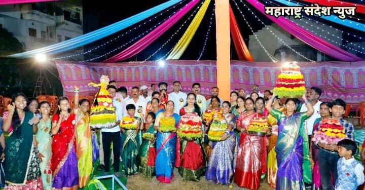 बल्लारपूर शहरात तेलगूवारी फाऊंडेशनचा “बतुकम्मा संबुरालू” उत्साहात साजरे.