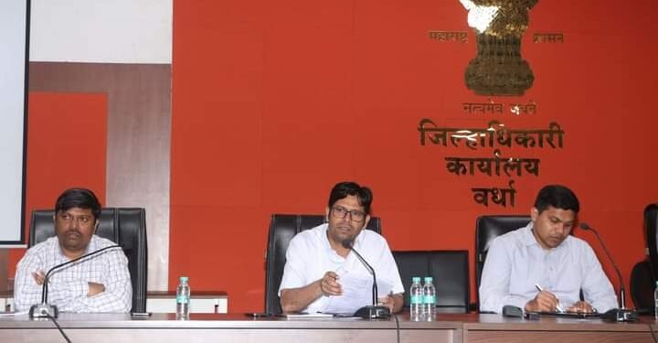 नोडल अधिकाऱ्यानी नेमुण दिलेल्या कामाचे नियोजन करावे: जिल्हाधिकारी राहुल कर्डिले
