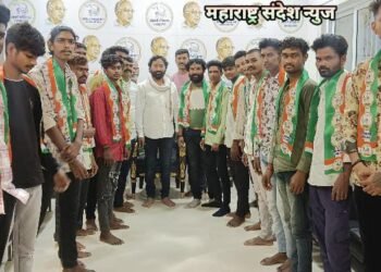 हिंगणघाट शहारातील संत कबीर वॉर्डातील युवकांचा राष्ट्रवादी काँग्रेस शरदचंद्र पवार पक्षात मोठ्या संख्येने प्रवेश.