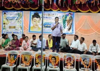 तथागत गौतम बुध्द व डॉ.बाबासाहेब यांच्या पुतळ्याचे अनावरण कार्यक्रम मोठया उत्सहात साजरा