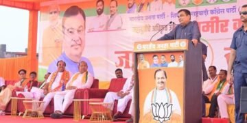 हिंगणघाट मतदार संघात भाजप उमेदवार कुणावार यांच्या प्रचारार्थ नितीन गडकरी यांची जाहीर सभा संपन्न.