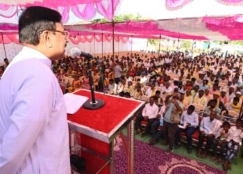 विकासाच्या मालिकेमध्ये मुल शहर वेगाने पुढे जाईल* *ना. श्री. सुधीर मुनगंटीवार यांनी व्यक्त केला विश्वास*  *मुल येथे नागरिकांशी साधला संवाद.