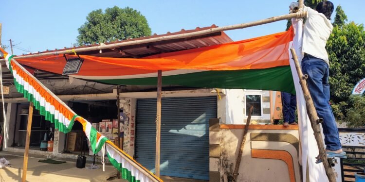 विसापुरात महाविकास आघाडीचे प्रचार कार्यालय मुदतीपूर्व बंद.