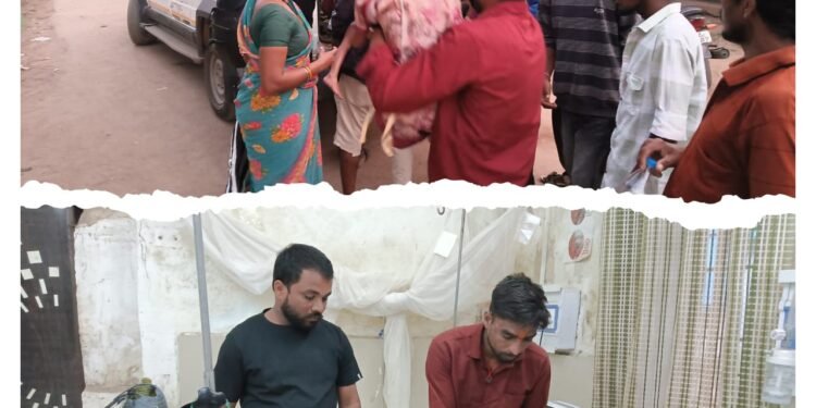 तुमनूर येथे महामार्गांवर दुचाकी अपघातात पती/पत्नीसह दोन चिमुकल्या गंभीर जखमी.