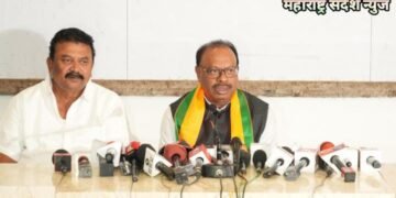 महायुती मजबूत आणि अभेद्य; शिंदेच्या भूमिकेचे स्वागत, चंद्रशेखर बावनकुळे यांच्याकडून समर्थन.