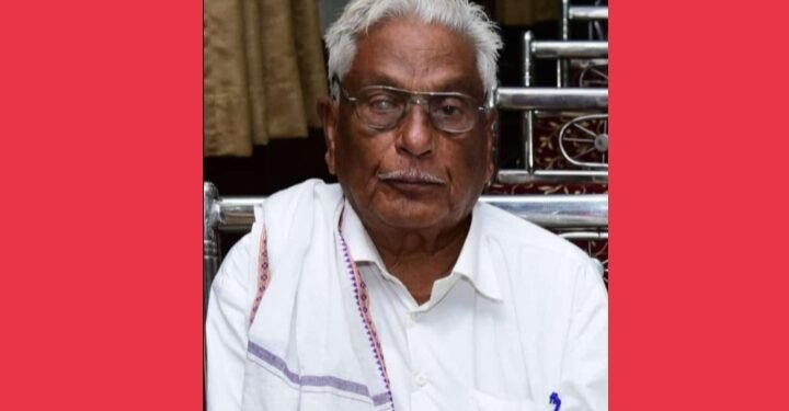 सावनेर येथील सेवानिवृत्त शिक्षक विठोबाजी कुथे यांचे वृद्धापकाळाने निधन.