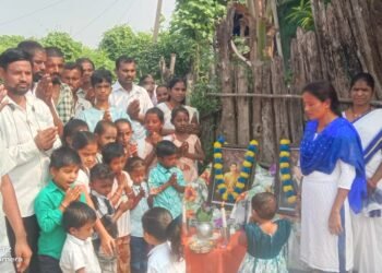 पंचशील बौध्द मंडळ राजारामच्या वतीने भारतीय राज्य घटनेचे शिल्पकार डॉ, बाबासाहेब आंबेडकर यांची ६८वी महापरिवर्तन दिन साजरा*