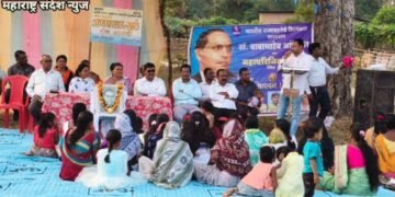 जारावंडी येथे डॉ. बाबासाहेब आंबेडकर यांचा महापरीनिर्वाण दिनानिमित्त केलं अभिवादन.