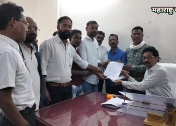 आंबेडकरी विविध सामाजिक संघटना हिंगणघाट तर्फे परभणी येथील भारतीय संविधानाच्या विटंबना प्रकरणाचा निषेध.