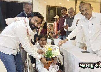 शरद पवार यांच्या 84 व्या वाढदिवसानिमित्त हिंगणघाट येते ज्येष्ठ नागरिक, समाजसेवक, क्रीडा क्षेत्रातील खेळाडू अशा ८४ कलावंताचा सत्कार.