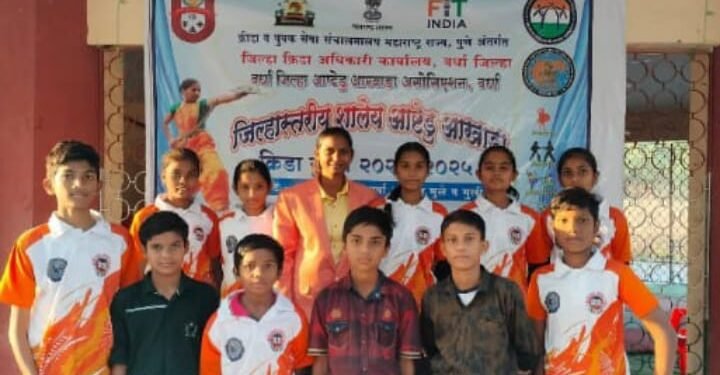 आष्टेडू आखाडा स्पर्धेत भारत विद्यालय हिंगणघाटच्या खेळाडूची विभाग स्तरावर निवड.