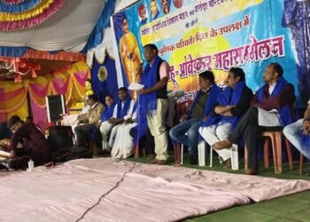 सिरोंचा येथे कव्वाली कार्यक्रमाचे जि.प.माजी अध्यक्ष अजयभाऊ कंकडालवार यांच्या हस्ते उदघाटन.