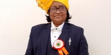 कवियत्री  सौ.संगीता रामटेके/पाटील यांना साहित्यरत्न पुरस्कार जाहीर*