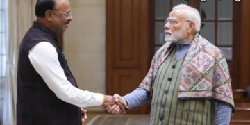 पंतप्रधान नरेंद्र मोदी यांची घेतली चंद्रशेखर बावनकुळे यांनी घेतली भेट !