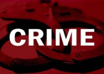 महिन्याभरापूर्वी झालं लग्न, हनिमूनवरून जावई सासऱ्यात वाद, सासऱ्याने जावयाच्या अंगावर फेकले ॲसिड.