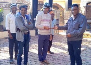 कापूस वेचण्यासाठी गेलेल्या महिला कांताबाई मराठे यांचे निधन,पंधरा जण गंभीर जखमी.