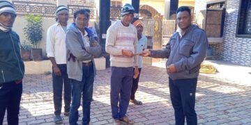 कापूस वेचण्यासाठी गेलेल्या महिला कांताबाई मराठे यांचे निधन,पंधरा जण गंभीर जखमी.