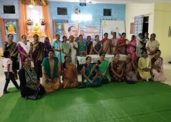 दीक्षाभूमी देसाईगंज येथे क्रांतिज्योती सावित्रीबाई फुले यांना अभिवादन.