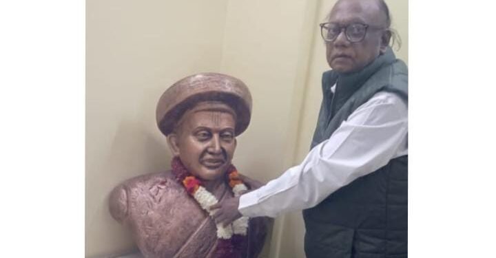 नागपूर येथील पत्रकार भवनात पत्रकार दिना निमित्त बाळशास्त्री जांभेकरांना यांना करण्यात आले अभिवादन.