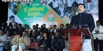 सावनेरला मॉडेल सिटी बनवणार: आमदार डॉ. आशिष देशमुख सावनेर येथे आयोजित आभार सभेत प्रतिपादन.