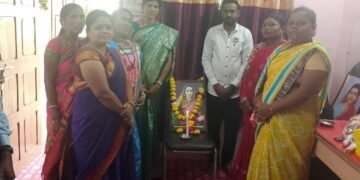 राजमाता माँ जिजाऊ व स्वामी विवेकानंद यांची जयंती तथागत ग्रुप महाराष्ट्र राज्य संघटनेच्या वतिने साजरी.