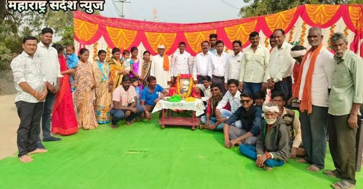 भोई मच्छीमारांचे कैवारी माजी खासदार स्व. जतीरामजी बर्वे यांची पुण्यतिथी हिंगणघाट भोईपुरा येथे संपन्न.