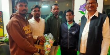 माजी आ. सुभाष धोटेंनी साधला देवाडा डोंगरगाव सर्कल मधील काँग्रेस कार्यकर्तांशी संवाद: अनेकांचा काँग्रेसमध्ये प्रवेश.