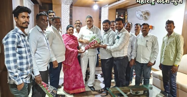 सुधीर कोठारी यांनी राष्ट्रवादी काँग्रेस पक्षात प्रवेश करताच वर्धा जिल्ह्यातील अनेक नेत्यांनी घेतली कोठारी यांची भेट.