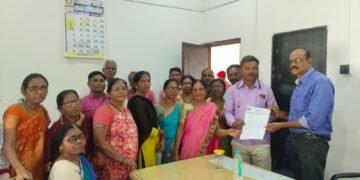 बल्लारपूर चे मुख्य रस्ते *तारणहार करण्यात यावे अशी*वंचित बहुजन आघाडी तर्फे तहसिलदार यांना निवेदन.