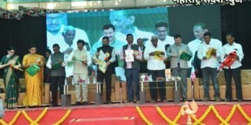 महात्मा गांधी महाविद्यालय गडचांदूर येथे आयोजित वार्षिक स्नेहसंमेलन 2025 ‘वसंतोत्सव’ चे थाटात उद्घाटन संपन्न.