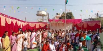 स्वराज्य मित्र परिवार हिंगणघाट तर्फे प्रजासत्ताक दिन उत्साहात साजरा.