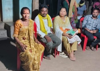 नामकरण सोहळ्याला माजी जि. प. अध्यक्षा भाग्यश्रीताई आत्राम, हलगेकर यांची उपस्थिती.