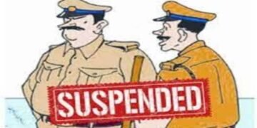 वर्धा पोलीस: तक्रार दाखल करुन घेण्यास टाळाटाळ करणाऱ्या दोन पोलीस कर्मचाऱ्याचे निलंबन, ठाणेदाराची तडकाफडकी..