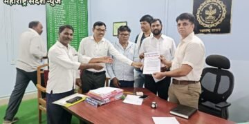 अकोला जिल्हात नोटरी धारकाद्वारे नोटरी धारकांचा गोरखधंदा नागरिकांची आर्थिक लूट.