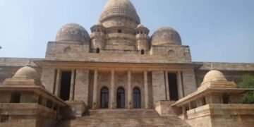 मतिमंद महिलेच्या बलात्कार प्रकरणी नागपूर उच्च न्यायालयालने आरोपीची केली निर्दोष मुक्तता.