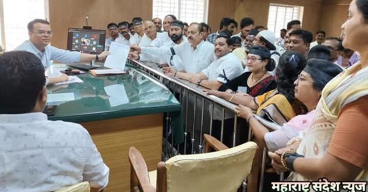 हिंगणघाट व समुद्रपूर तालुक्यातील रेती डेपोच्या आडून अनधिकृत रेती उपसा सर्रास सुरू.