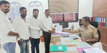 अकोला येथे वाहतूक नियंत्रणासाठी ट्रॅफिक वॉर्डन उपक्रम सुरू करा: उमेश इंगळे यांची मागणी.