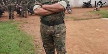 नक्षल पोलीस चकमकीत अनखोडा येथील महेश नागुलवार जवान शहीद.