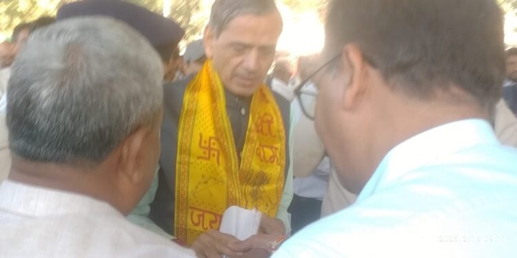 मुंबई आणि पुणे गाड्या दररोज चालवा:- श्रीनिवास सुंचुवार.