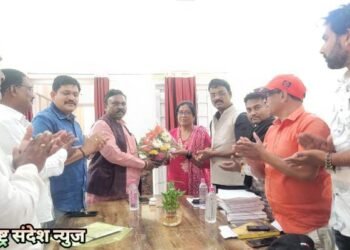 निर्मला नल्लावार यांची एटापल्ली नगरपंचायत बांधकाम सभापतीपदी निवड, मा.खा.अशोक नेते यांनी केले अभिनंदन