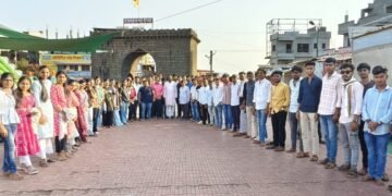 आदित्य एज्युकेशन ग्रुप बीडच्या महाविद्यालयाचा राज्यस्तरीय शैक्षणिक दौरा संपन्न.