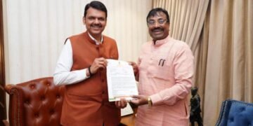 चंद्रपूरच्या माता महाकाली यात्रेसाठी द्यावा 1 कोटी रुपयांचा निधी! आ. सुधीर मुनगंटीवार यांची मुख्यमंत्री फडणवीस यांच्याकडे मागणी.