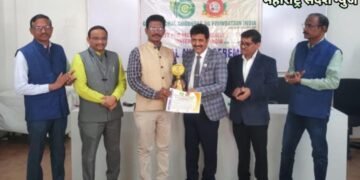 प्रा.डॉ. शरद विहीरकर बेस्ट अँक्डीमीसियन ऑफ द इयर या राष्ट्रीय पुरस्काराने सन्माननित.